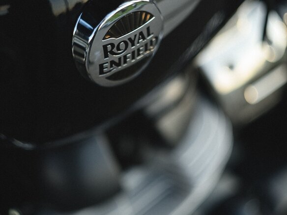 2025 Royal Enfield Super Meteor, чёрный, 650000 рублей - вид 12