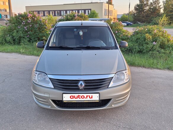 2011 Renault Logan I Рестайлинг, бежевый, 525000 рублей