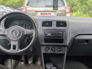 2011 Volkswagen Polo V, серый, 590000 рублей, вид 2
