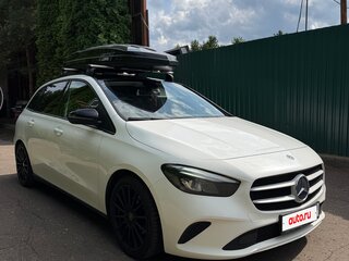 2018 Mercedes-Benz B-Класс 180 III (W247), белый, 1895000 рублей, вид 3