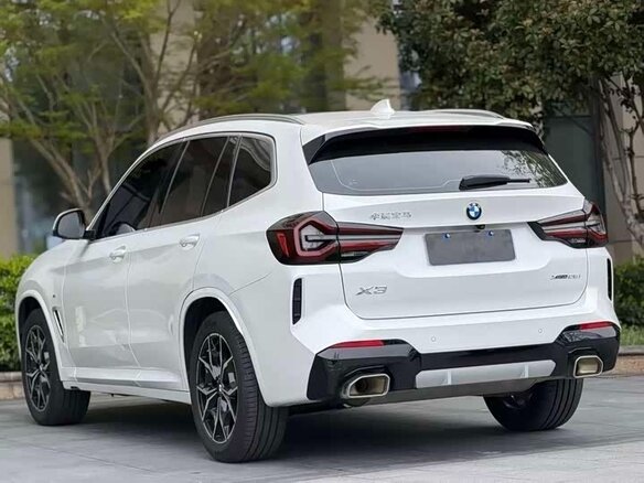 2022 BMW X3 25i xDrive III (G01) Рестайлинг, белый - вид 3