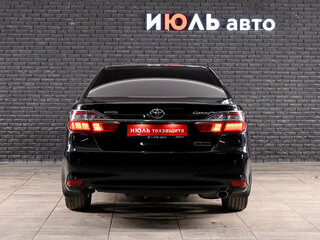 2016 Toyota Camry VII (XV50) Рестайлинг, чёрный, 2200000 рублей, вид 5