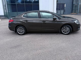 2016 Citroen C4 II Рестайлинг, коричневый, 850000 рублей, вид 5