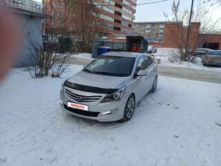 2016 Hyundai Solaris I Рестайлинг, серебристый, 1350000 рублей, вид 3