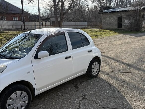 2003 Nissan March III (K12), белый, 400000 рублей - вид 5