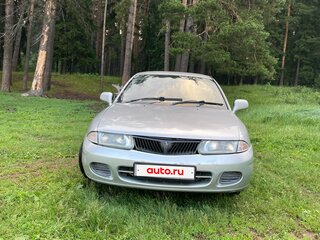 1997 Mitsubishi Carisma I, серебристый, 180000 рублей, вид 2