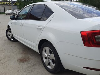 2019 Skoda Octavia III (A7) Рестайлинг, белый, 2105000 рублей, вид 5