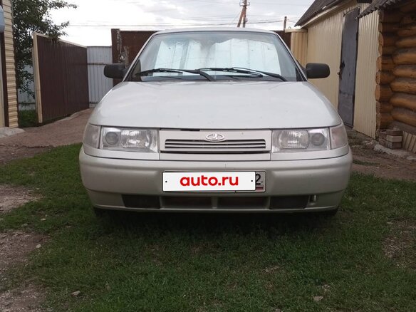 2004 Lada (ВАЗ) 2110, серебристый, 240000 рублей - вид 1