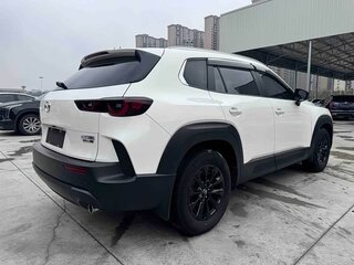2023 Mazda CX-50, белый, 1933000 рублей, вид 4