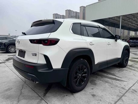 2023 Mazda CX-50, белый, 1933000 рублей, вид 4