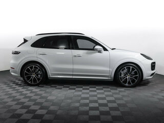 2018 Porsche Cayenne Turbo III, белый, 7112000 рублей, вид 4