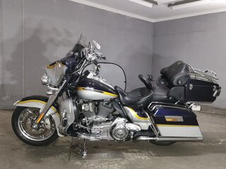 2012 Harley-Davidson Electra Glide, серебристый, 1300000 рублей, вид 2