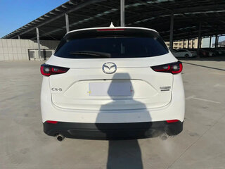 2023 Mazda CX-5 II Рестайлинг, белый, 2245017 рублей, вид 3
