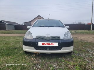 1999 Toyota Vitz I (P10), белый, 300000 рублей, вид 5