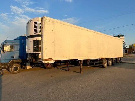 1992 Schmitz Cargobull SKO, белый, 900000 рублей, вид 4