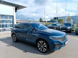 2020 Volkswagen Touareg III, синий, 5150000 рублей, вид 4