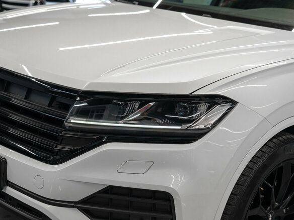 2018 Volkswagen Touareg III, белый - вид 27