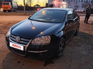 2010 Volkswagen Jetta V, чёрный, 600000 рублей, вид 3