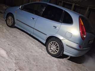 1998 Nissan Tino, голубой, 200000 рублей, вид 2