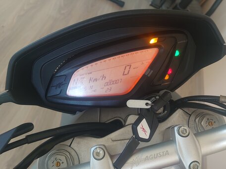 2014 MV Agusta Brutale 800, пурпурный, 1100000 рублей, вид 3