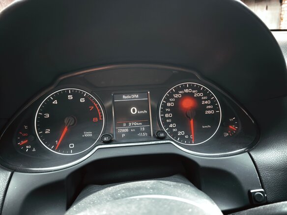 2011 Audi Q5 I (8R), чёрный, 1300000 рублей - вид 8