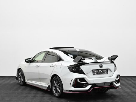 2018 Honda Civic X, белый, 1399000 рублей, вид 4