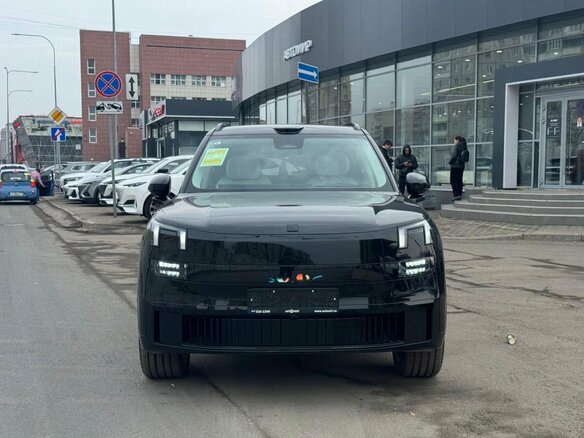2025 Lynk & Co 900, чёрный, 7600000 рублей - вид 2