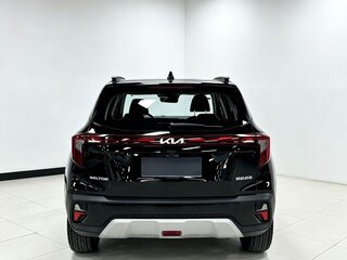 2023 Kia Seltos I Рестайлинг, чёрный, 1895000 рублей, вид 5
