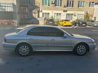 2006 Hyundai Sonata ТагАЗ IV (EF) Рестайлинг, серебристый, 550000 рублей, вид 4