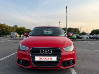 2011 Audi A1 I (8X), красный, 990000 рублей, вид 3