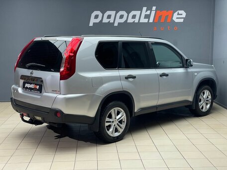 2011 Nissan X-Trail II Рестайлинг, серебристый, 1125000 рублей, вид 3