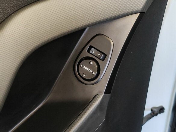 2018 Hyundai Creta I, белый, 1850000 рублей - вид 10