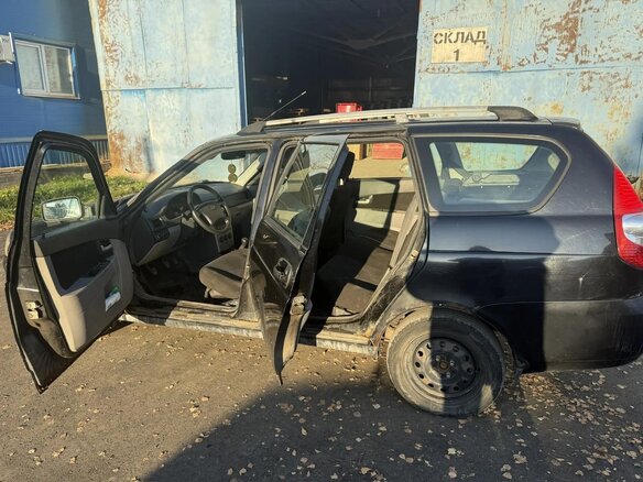 2011 Lada (ВАЗ) Priora I, синий, 80000 рублей - вид 7