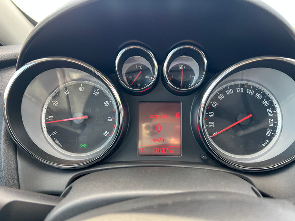 2012 Opel Astra GTC J Рестайлинг, чёрный, 730000 рублей - вид 12