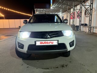 2011 Mitsubishi L200 IV, белый, 1180000 рублей, вид 2