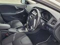 2017 Volvo V40 II Рестайлинг, белый, 1650000 рублей - вид 3