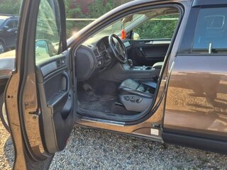 2011 Volkswagen Touareg II, коричневый, 1500000 рублей, вид 4