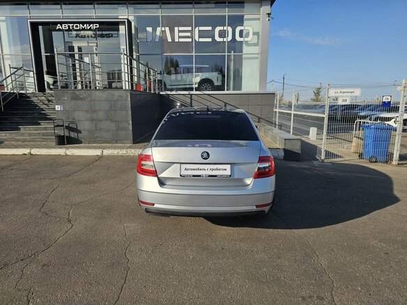 2017 Skoda Octavia III (A7) Рестайлинг, серебристый, 1150000 рублей - вид 5