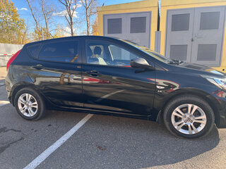 2014 Hyundai Solaris I, чёрный, 1090000 рублей, вид 4