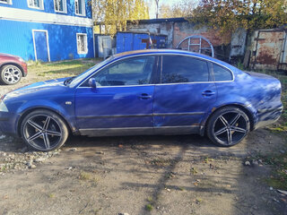 2001 Volkswagen Passat B5 Рестайлинг, синий, 215000 рублей, вид 3