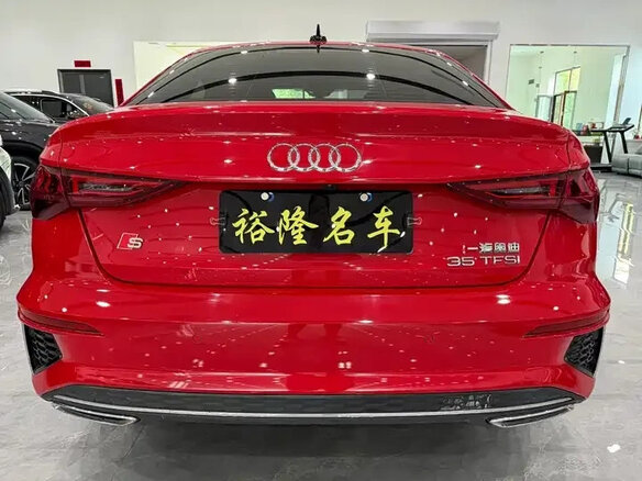 2023 Audi A3 35 TFSI Long IV (8Y), красный, 2495000 рублей - вид 20
