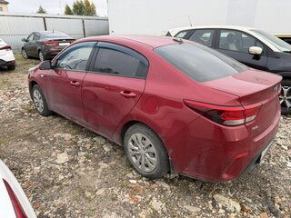 2017 Kia Rio IV, красный, 680000 рублей, вид 4