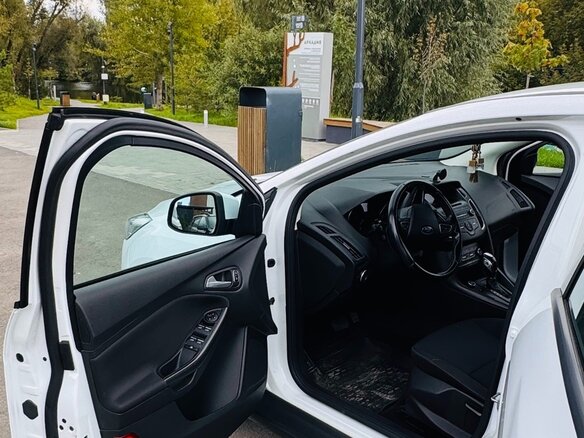 2018 Ford Focus III Рестайлинг, белый, 1000000 рублей - вид 13