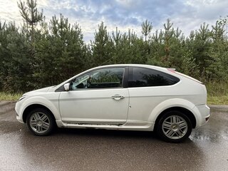 2008 Ford Focus II Рестайлинг, белый, 500000 рублей, вид 4