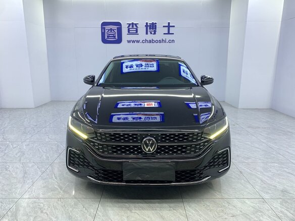 2022 Volkswagen Passat B8 Рестайлинг, чёрный, 2050000 рублей - вид 1