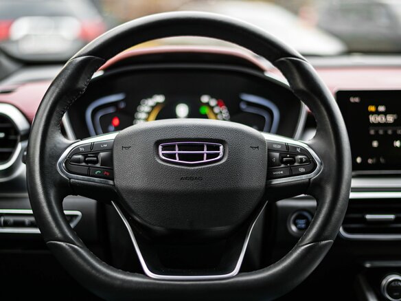 2022 Geely Coolray I, синий, 1699000 рублей - вид 5