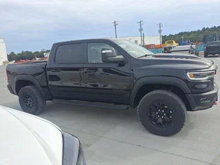 2026 Ram 1500 TRX SRT V Рестайлинг, чёрный, 18949000 рублей, вид 3