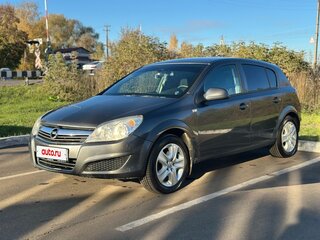 2011 Opel Astra H Рестайлинг, серый, 380000 рублей, вид 2