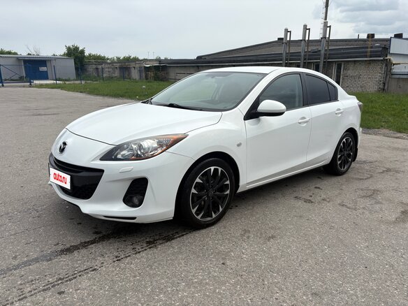 2012 Mazda 3 II (BL) Рестайлинг, белый, 750000 рублей