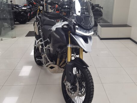 2023 Triumph Tiger 1200, белый, 1950000 рублей, вид 1